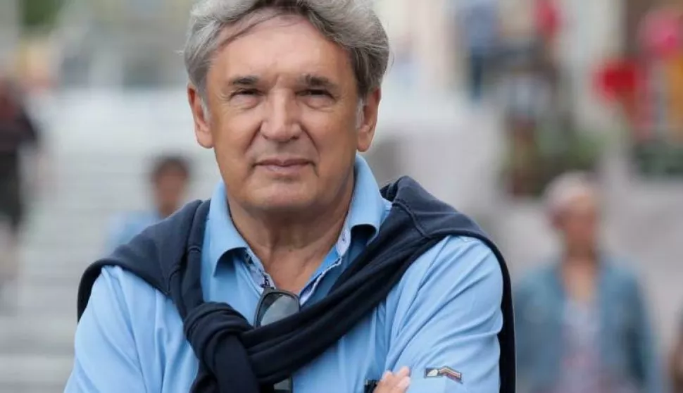 s a1acc387be34e6eb42b2 1 970